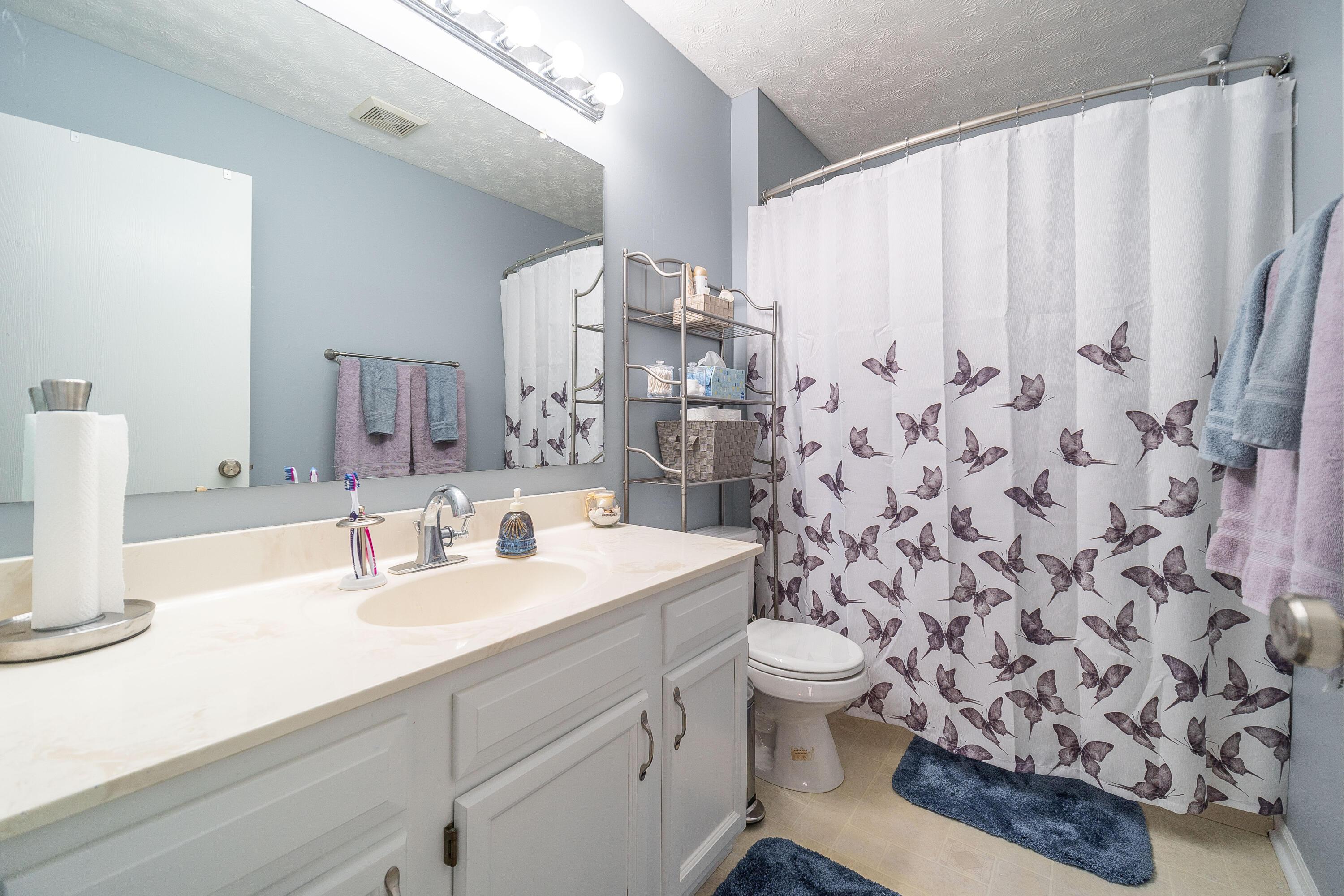 2743 Barrows Road Columbus, OH 43232 - Photo 42 of 57 2743 Barrows Rd-51