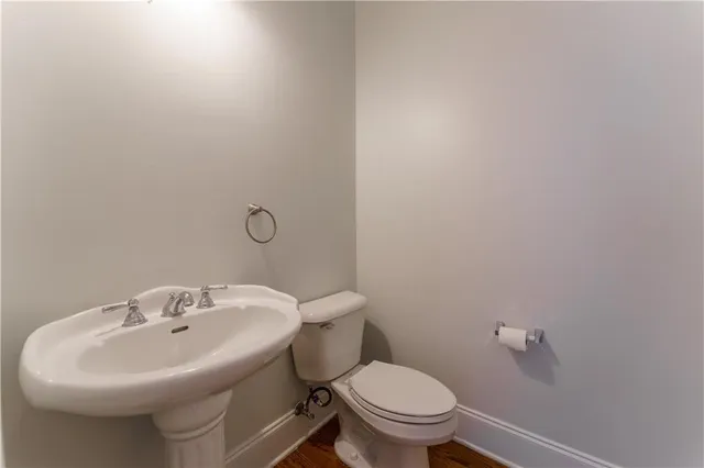 $520,000 | 145 West Ridge Way, Roswell, GA 30076