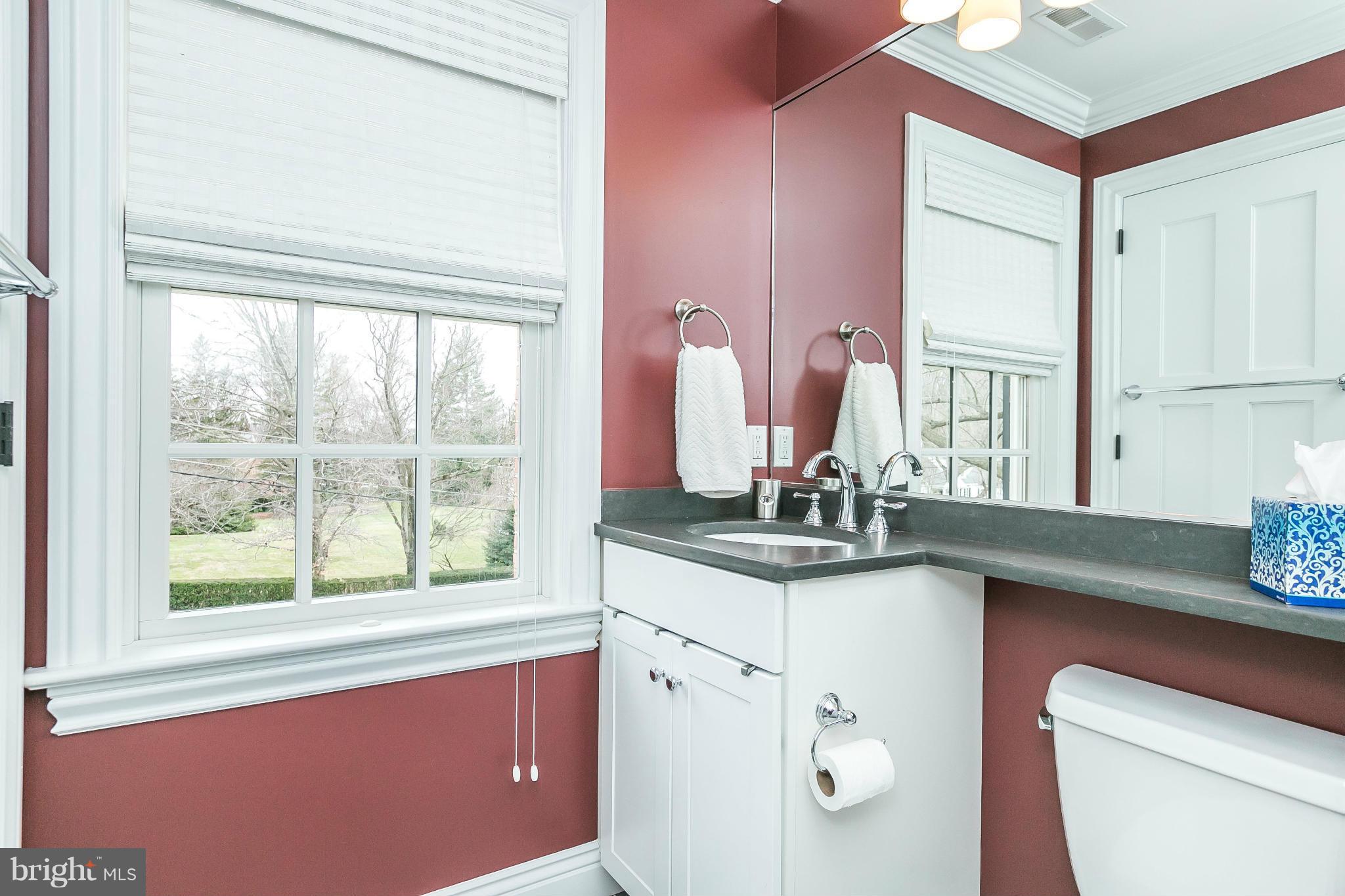 1210 Berwick Road Towson, MD 21204 - Photo 20 of 30 Bath