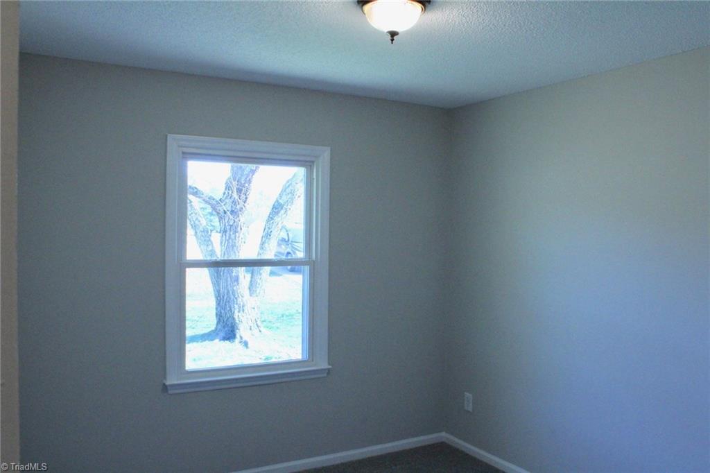650 Simerson Road Lexington, NC 27295 - Photo 7 of 10 Gallery Image 7