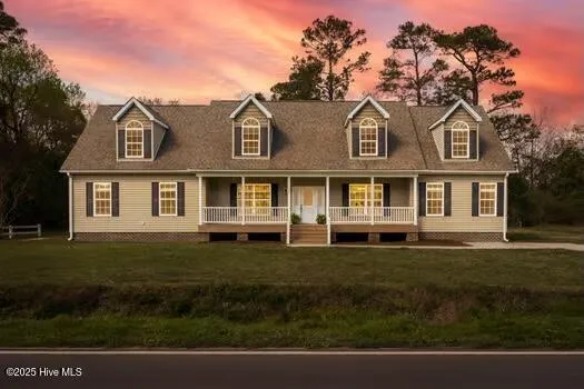 $499,900 | 225 Factory Road, Hampstead, NC 28443