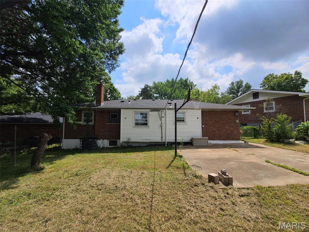 5157 Wallingford Drive St. Louis, MO 63121 - Photo 15 of 15