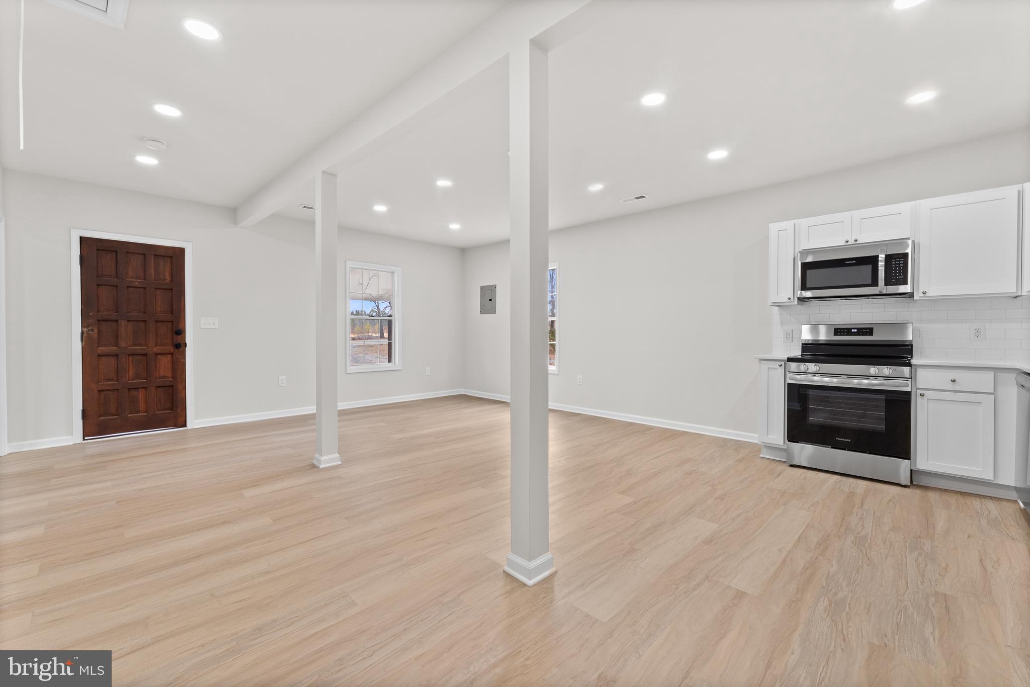 3578 Johnson Road Mineral, VA 23117 - Photo 14 of 27 a view of kitchen with cabinets and stainless steel appliances