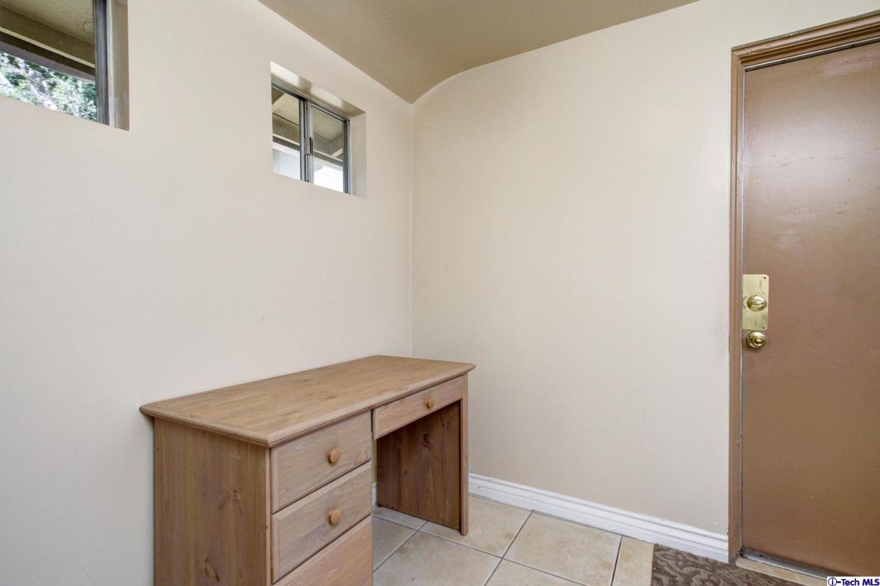 1105 Medford Road Pasadena, CA 91107 - Photo 14 of 24 Additional Photo
