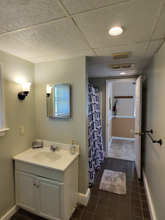 39 Acton Street Springfield, MA 01151 - Photo 11 of 18
