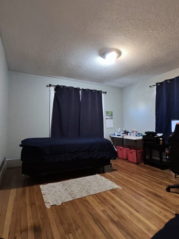 39 Acton Street Springfield, MA 01151 - Photo 13 of 18