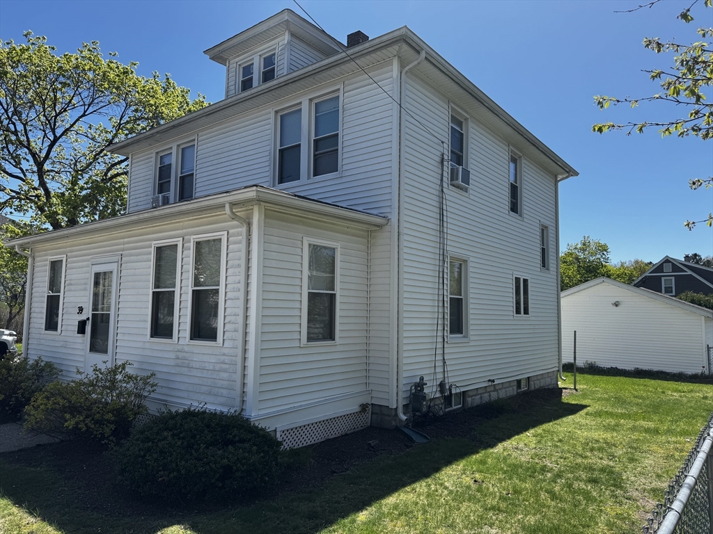 39 Acton Street Springfield, MA 01151 - Photo 2 of 18