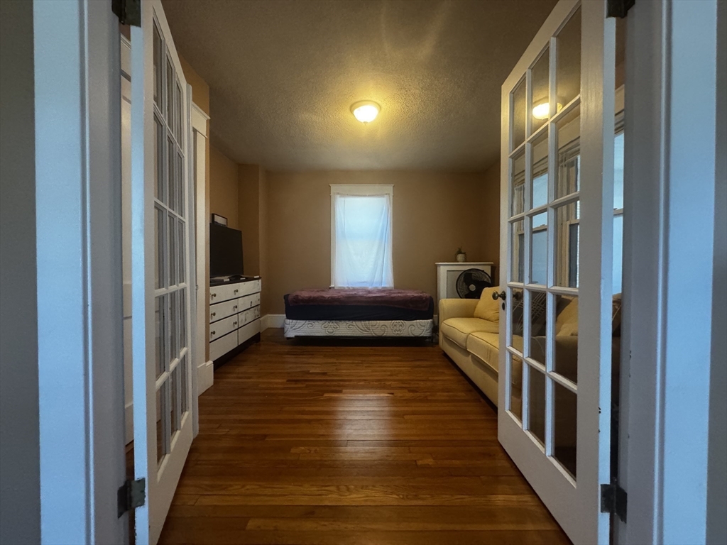 39 Acton Street Springfield, MA 01151 - Photo 5 of 18