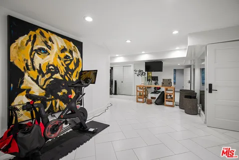 $11,288,000 | 9928 Toluca Lake Avenue, Toluca Lake, CA 91602