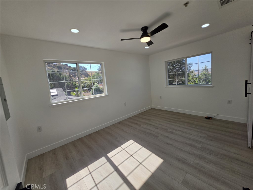 6130 Birch Street Simi Valley, CA 93063 - Photo 10 of 39