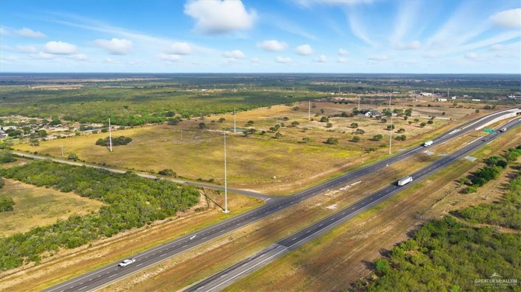 15561 Highway 281 Premont, TX 78375 - Photo 2 of 43 a view of an ocean and beach