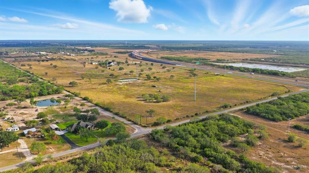 15561 Highway 281 Premont, TX 78375 - Photo 3 of 43 a view of an ocean and beach