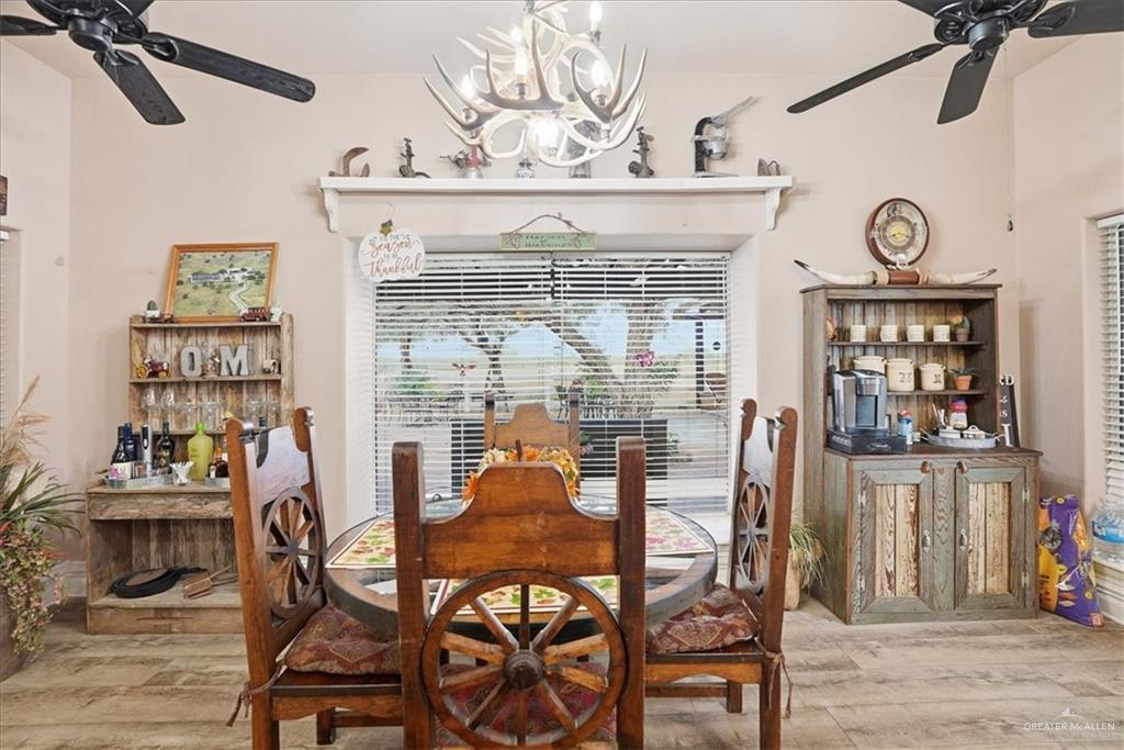 15561 Highway 281 Premont, TX 78375 - Photo 36 of 43 a dining room with furniture and window