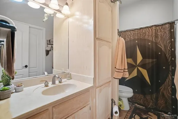 $1,100,000 | 15561 Highway 281, Premont, TX 78375