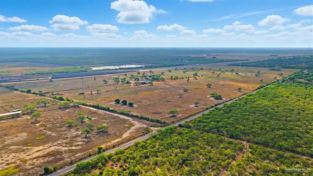 15561 Highway 281 Premont, TX 78375 - Photo 4 of 43 a view of an ocean and beach