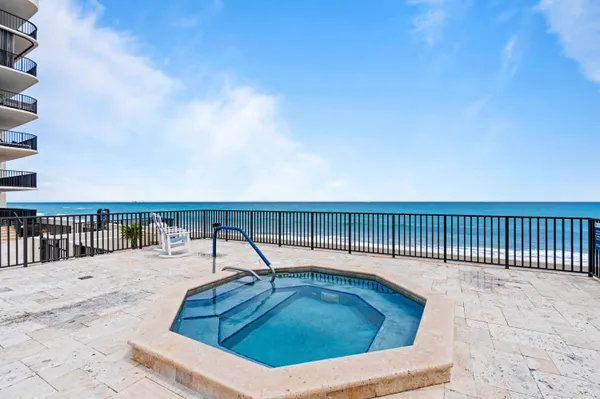 $4,400 | 3610 South Ocean Boulevard, Unit 109, South Palm Beach, FL 33480