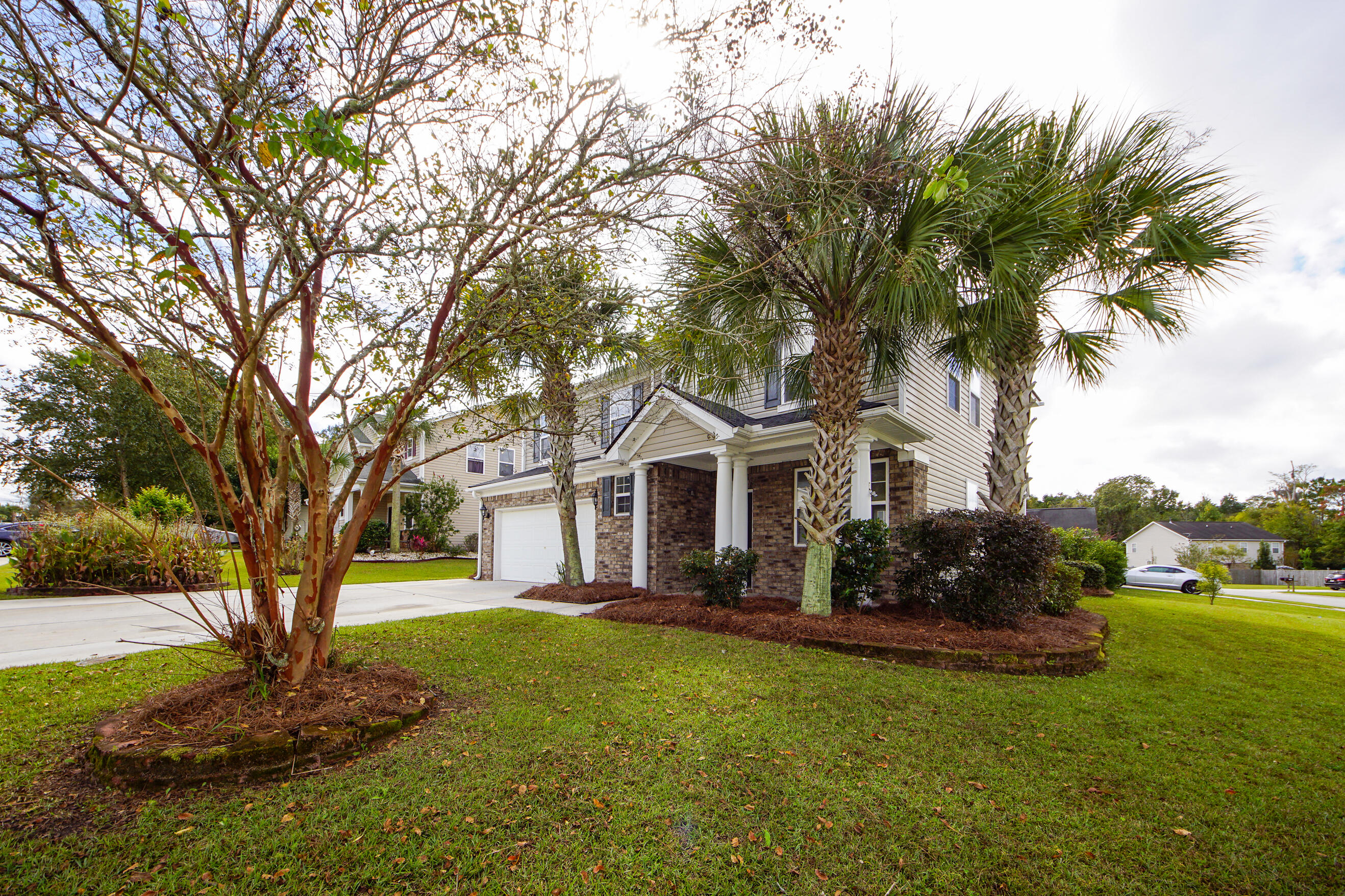 205 Commencement Boulevard Ladson, SC 29456 - Photo 4 of 46 102521 004