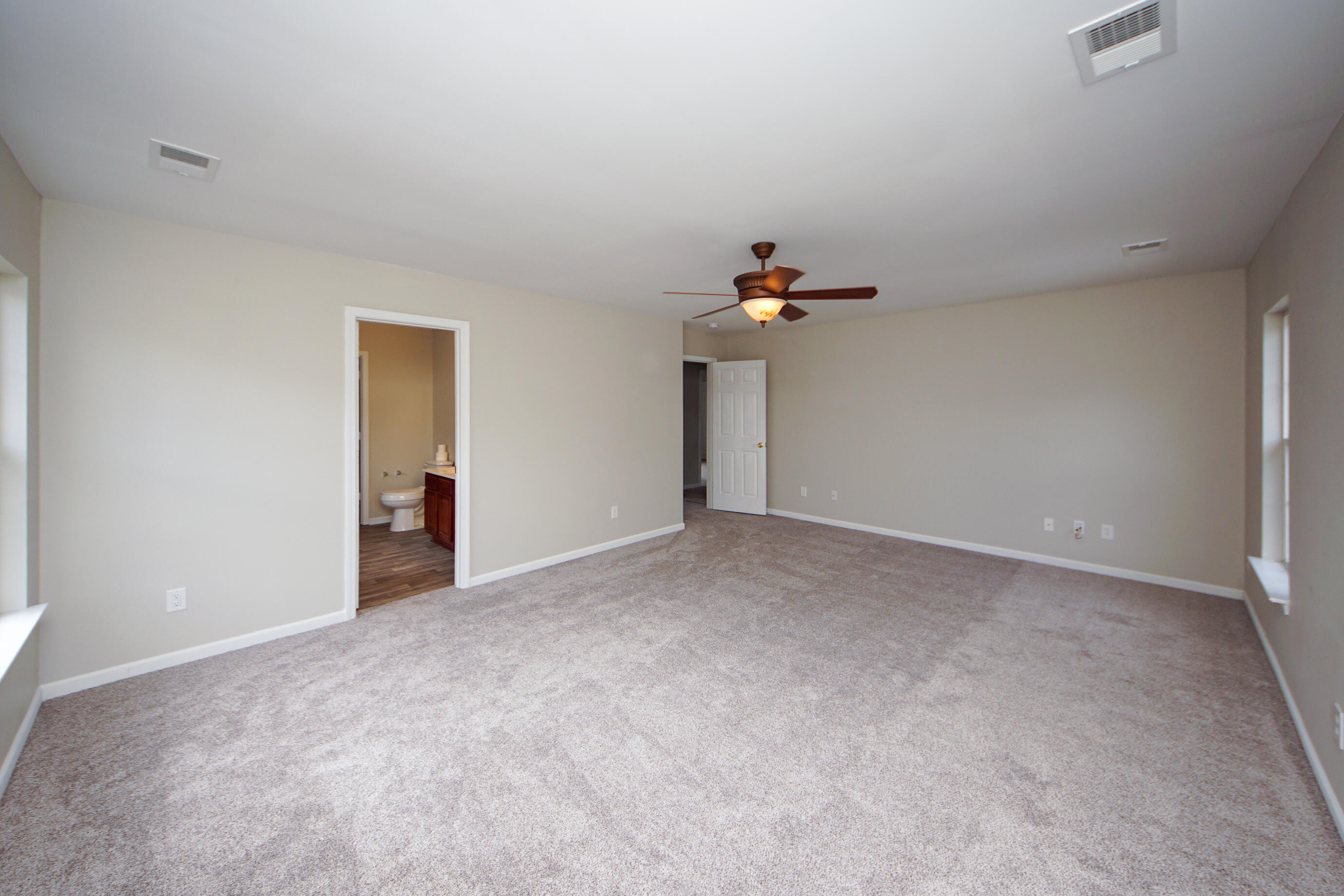 205 Commencement Boulevard Ladson, SC 29456 - Photo 36 of 46 102521 042