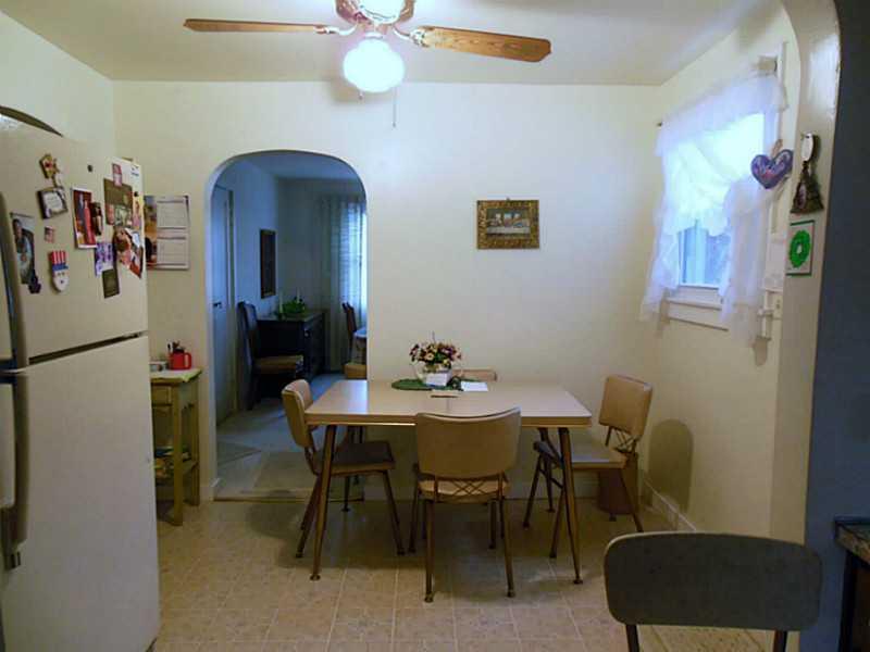 475 Whitestown Road Butler, PA 16001 - Photo 8 of 21 Kitchen.