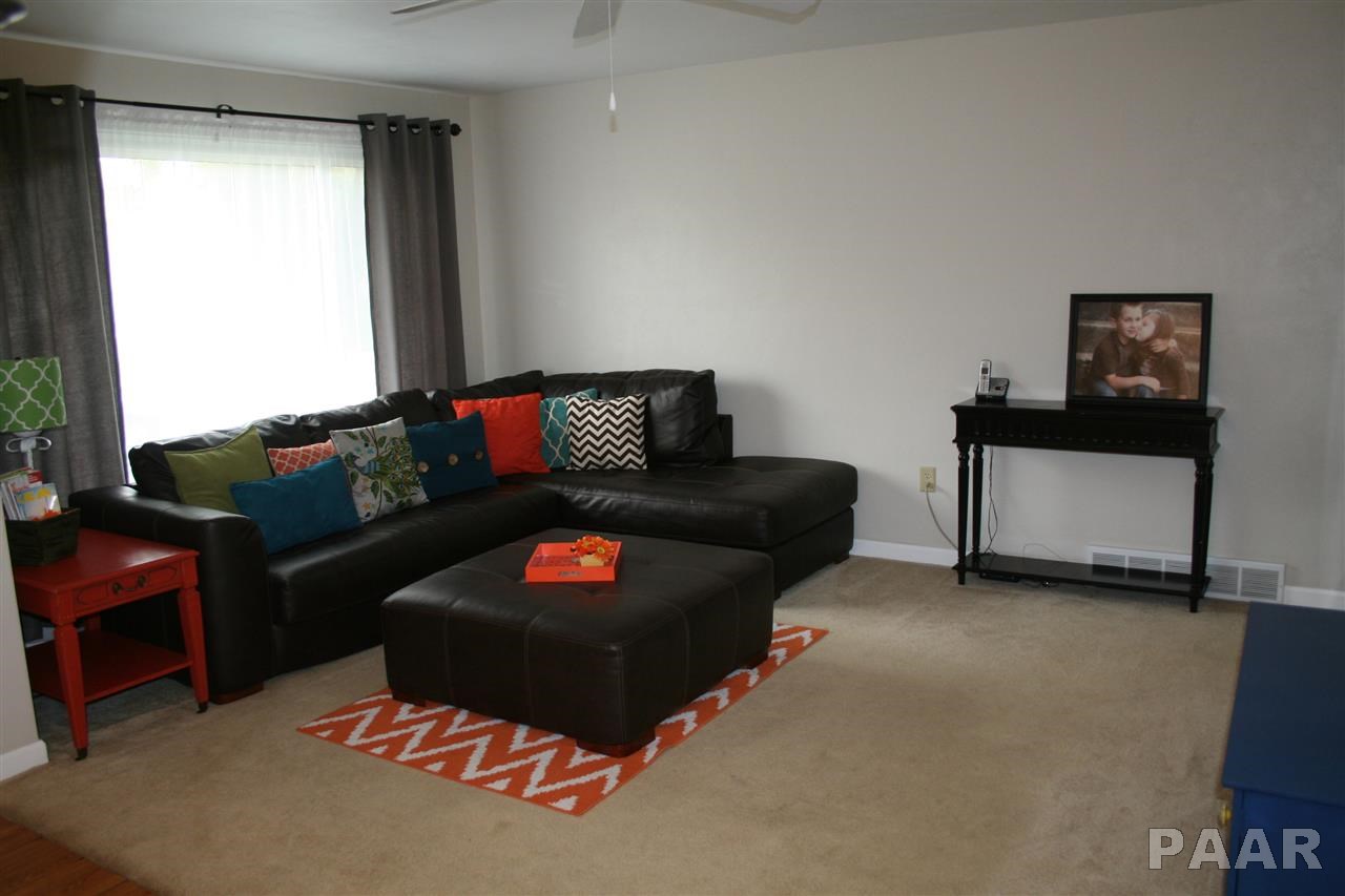 721 South Maxwell Road Peoria, IL 61607 - Photo 8 of 22