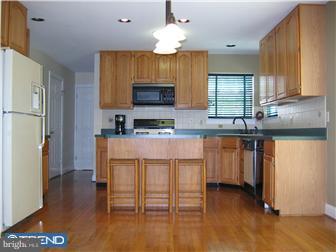 816 Waverly Road Kennett Square, PA 19348 - Photo 3 of 10 Gallery Image 3