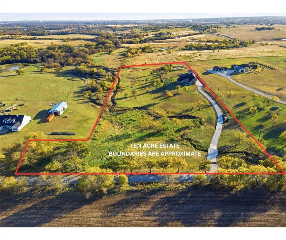 6298 Belz Road Sanger, TX 76266 - Photo 38 of 40 a view of an ocean and beach