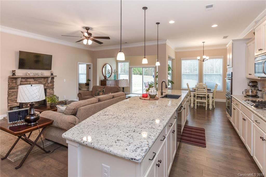 1186 Jack Pine Road Clover, SC 29710 - Photo 5 of 35 Gallery Image 5
