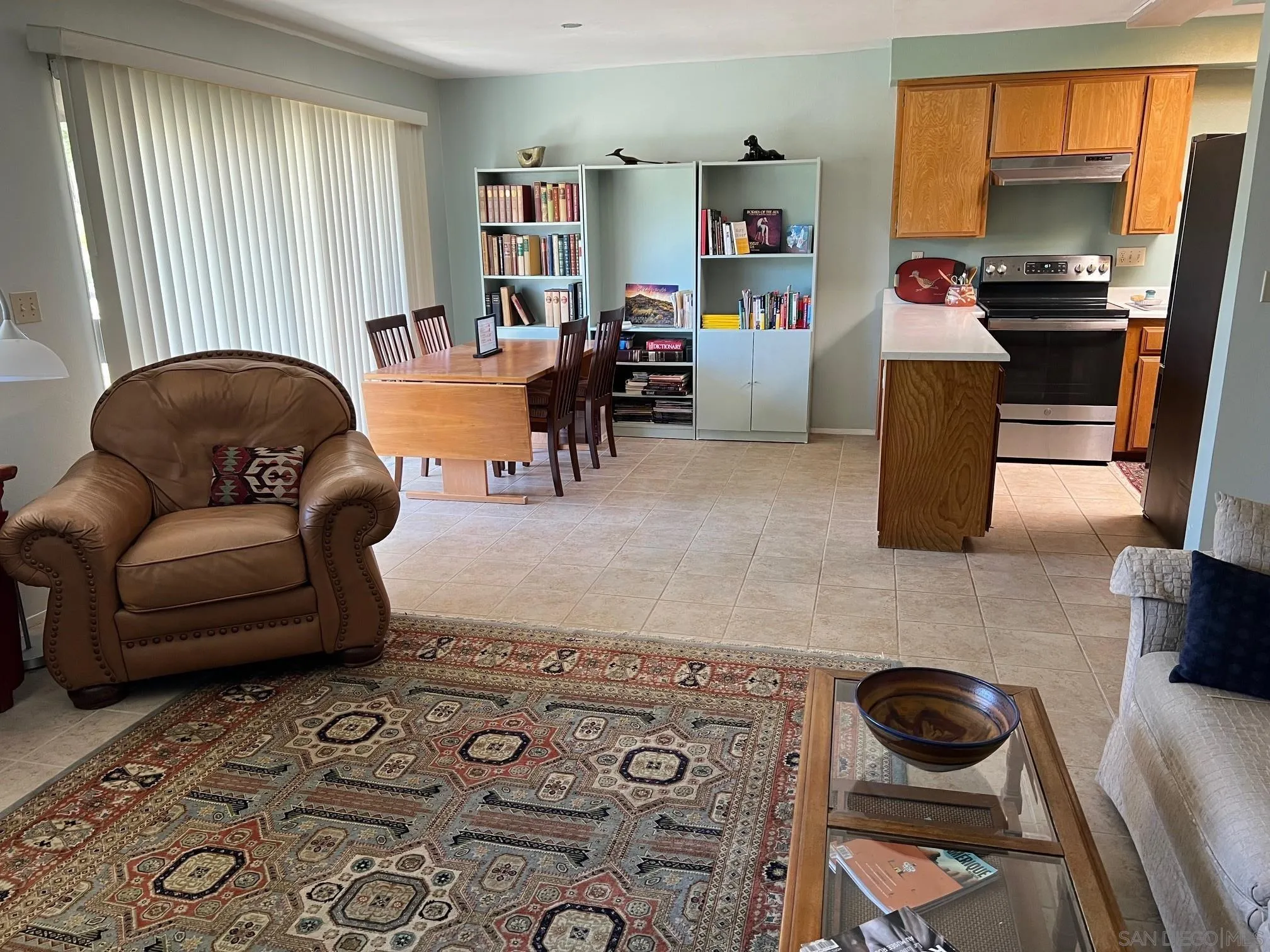 3189 Club Circle Borrego Springs, CA 92004 - Photo 5 of 30 a living room with furniture and a window