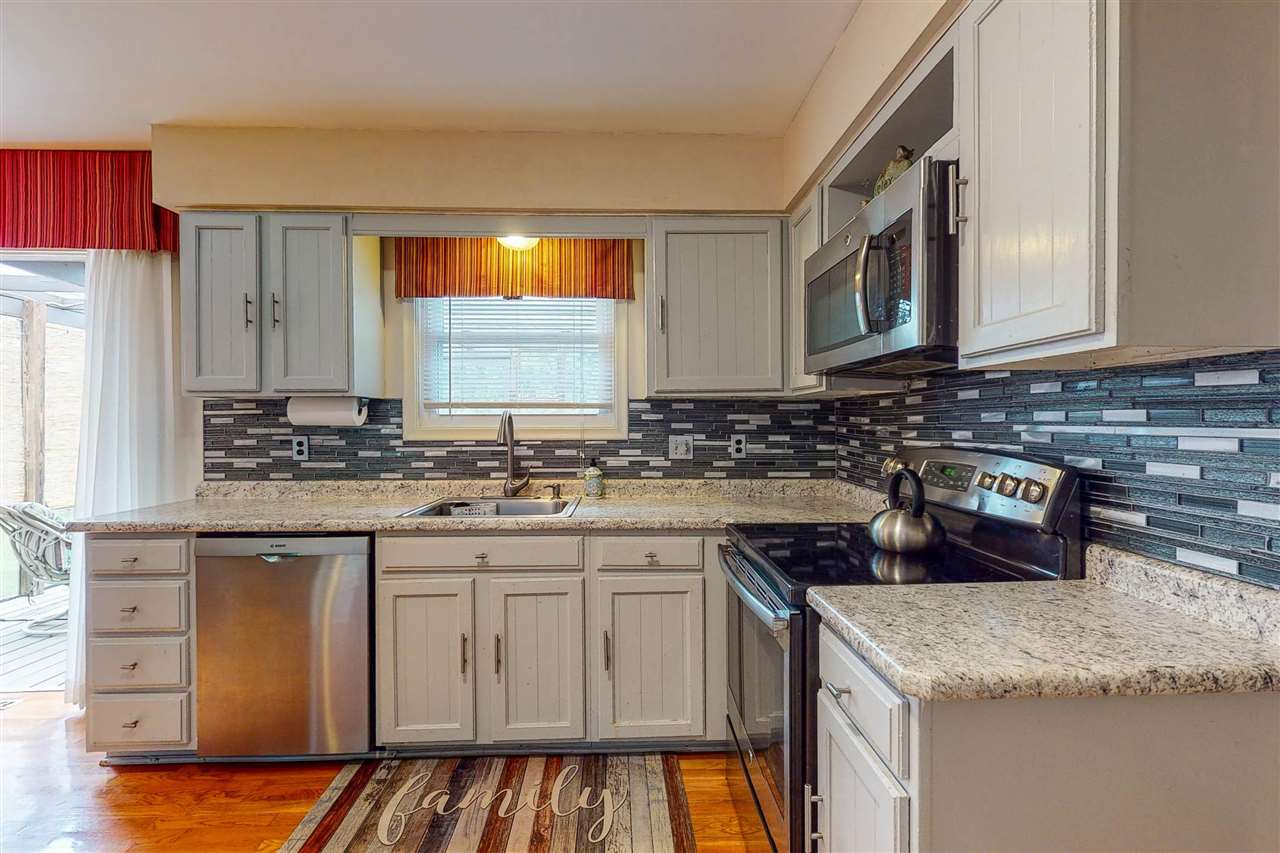 501 Elms Road Flushing, MI 48433 - Photo 15 of 41 50076549-14.JPG
