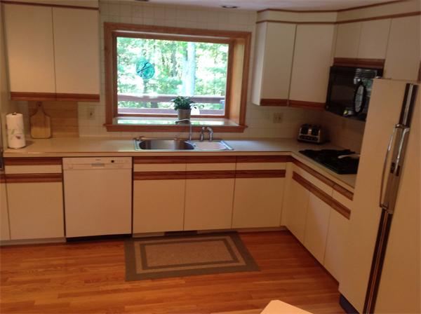 11 Chippewa Road Westford, MA 01886 - Photo 3 of 28