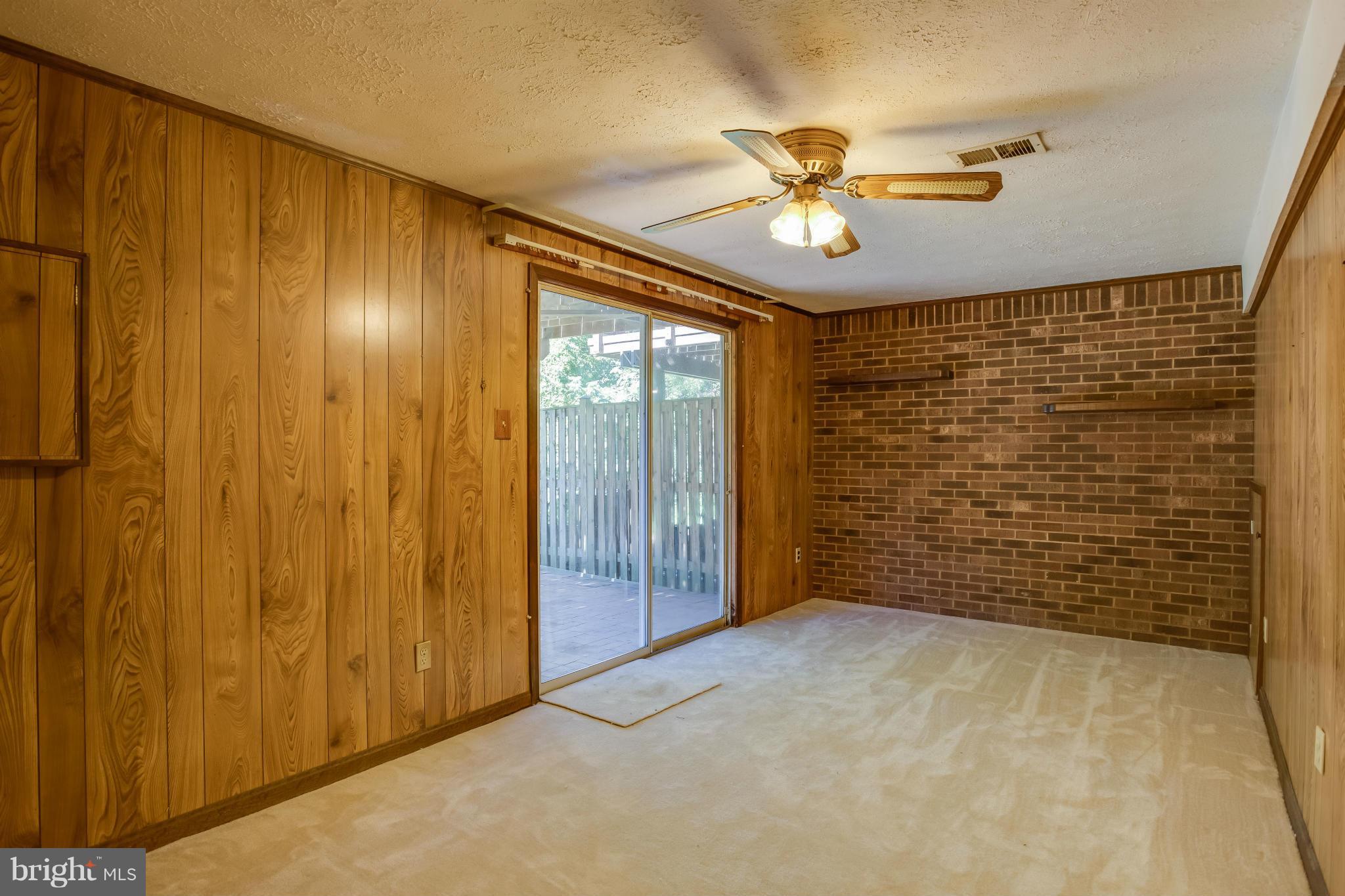 7482 Wounded Knee Road Lorton, VA 22079 - Photo 19 of 29 a view of entryway