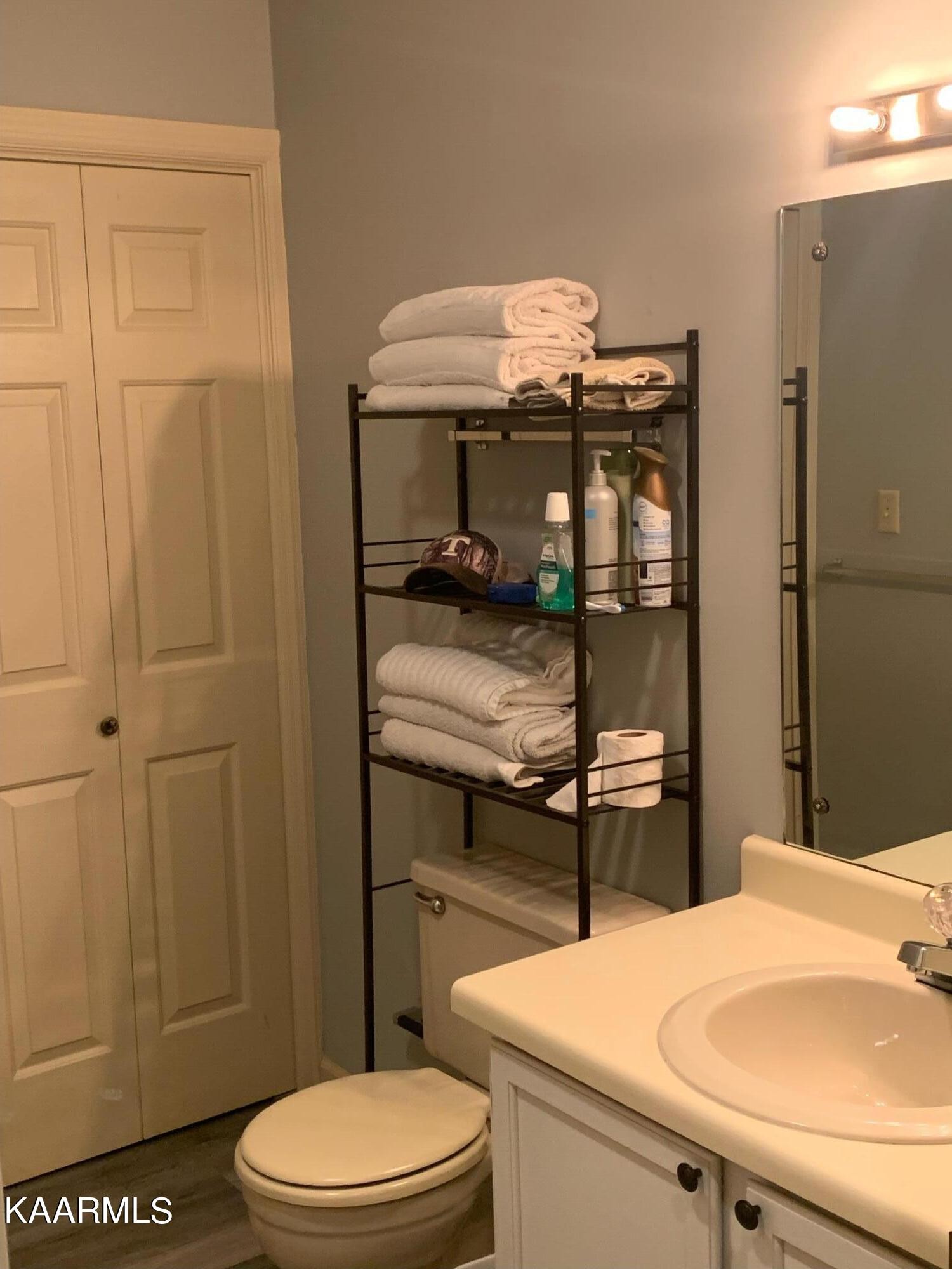 129 Arcadia Lane, Unit B Oak Ridge, TN 37830 - Photo 12 of 14 Gallery Image 12