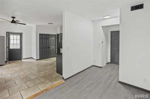 $340,000 | 821-823 Niedringhaus Avenue, Unit AD, Granite City, IL 62040