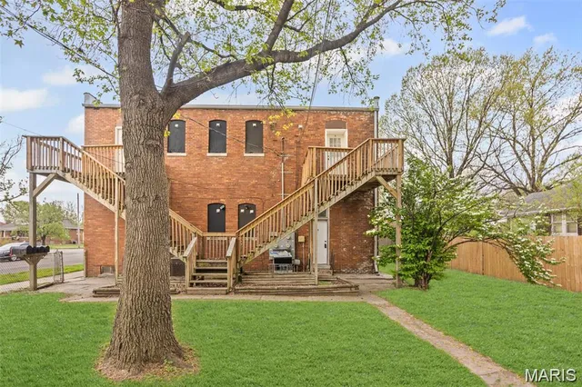 $349,000 | 821-823 Niedringhaus Avenue, Unit AD, Granite City, IL 62040