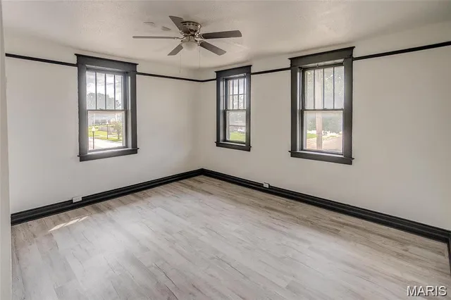 $349,000 | 821-823 Niedringhaus Avenue, Unit AD, Granite City, IL 62040