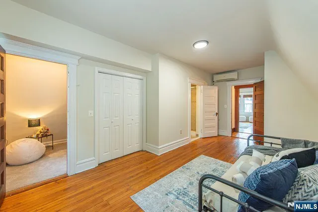 a view of entryway with washer and dryer