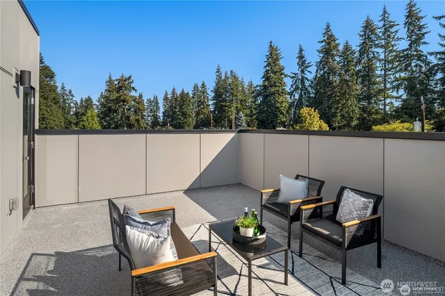 $799,000 | 18526 Wallingford Avenue North, Unit B, Shoreline, WA 98133