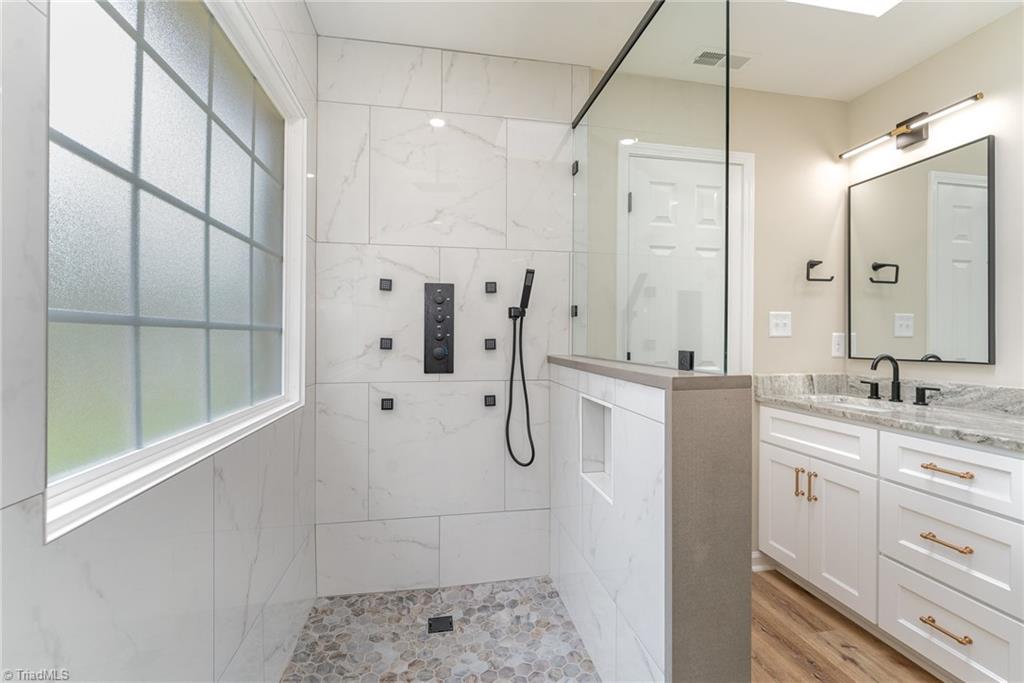 2804 Kings Mill Road Greensboro, NC 27407 - Photo 32 of 50