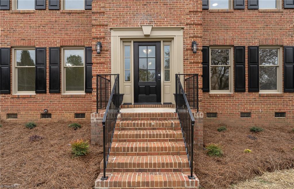 2804 Kings Mill Road Greensboro, NC 27407 - Photo 4 of 50 Entry with iron railing
