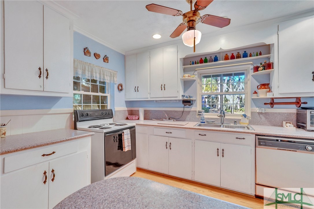 354 Island Road Savannah, GA 31406 - Photo 9 of 47