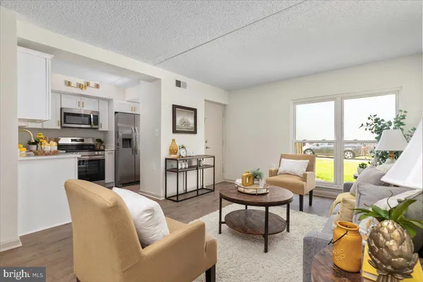 $345,000 | 8601 Sacramento Drive, Unit B, Alexandria, VA 22309