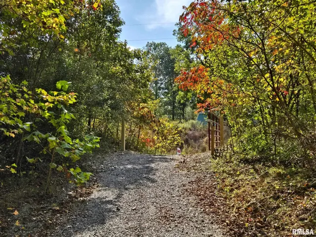 $79,000 | 2174 Highway 1, Elizabethtown, IL 62931