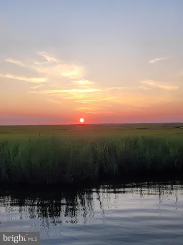 $192,900 | 411 West Cala Breeze Way, Little Egg Harbor, NJ 08087