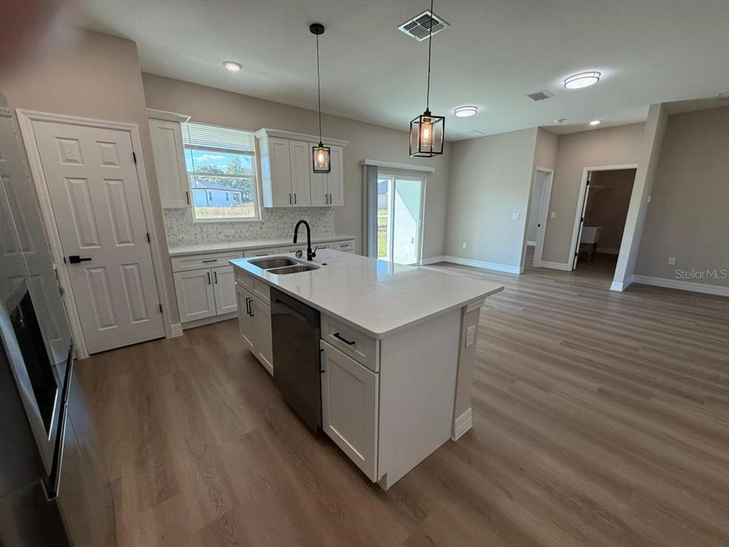 2598 Southwest 154th Place Road Ocala, FL 34473 - Photo 13 of 37