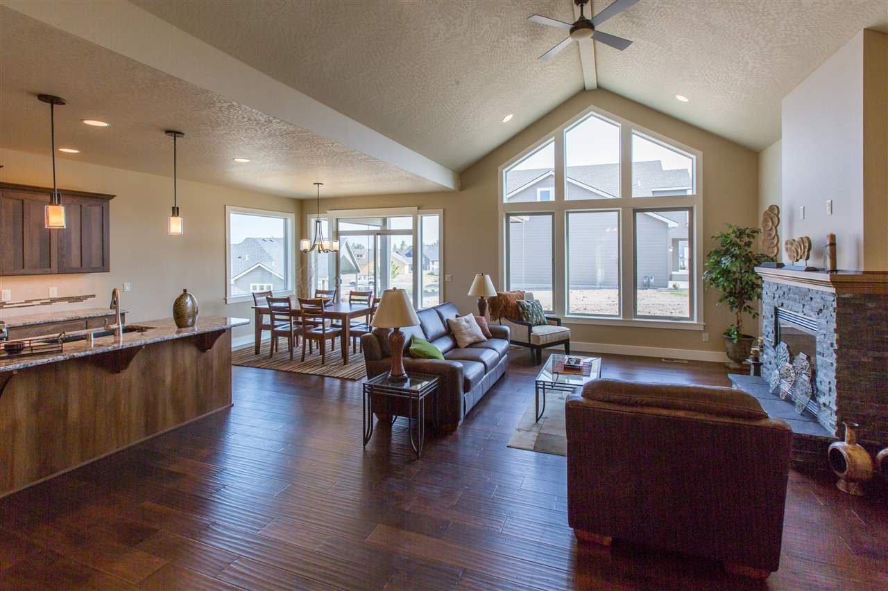 732 West Basalt Ridge Drive Spokane, WA 99224 - Photo 4 of 14 Gallery Image 4