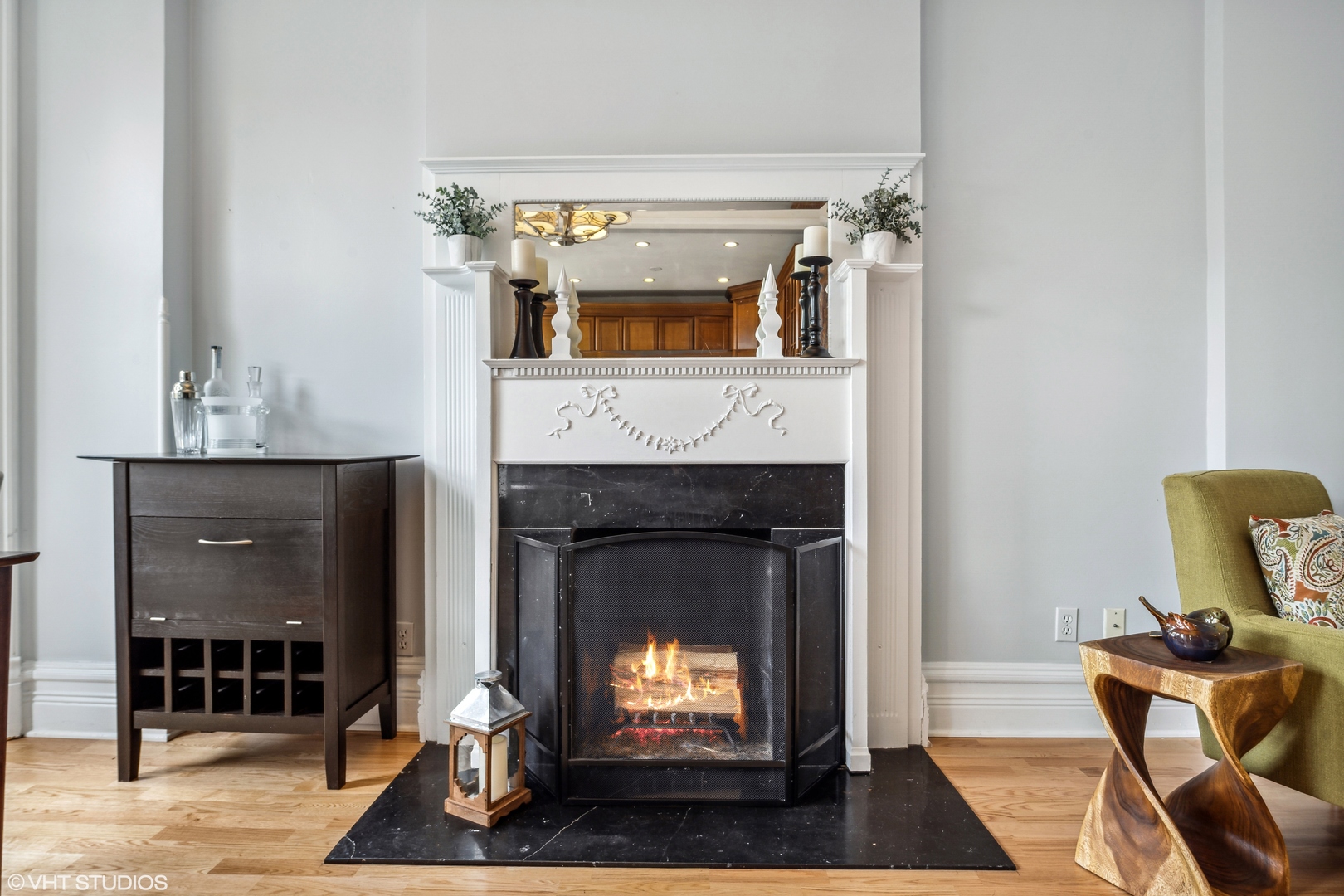 626 West Belden Avenue, Unit 2 Chicago, IL 60614 - Photo 6 of 17 a living room with furniture and a fireplace
