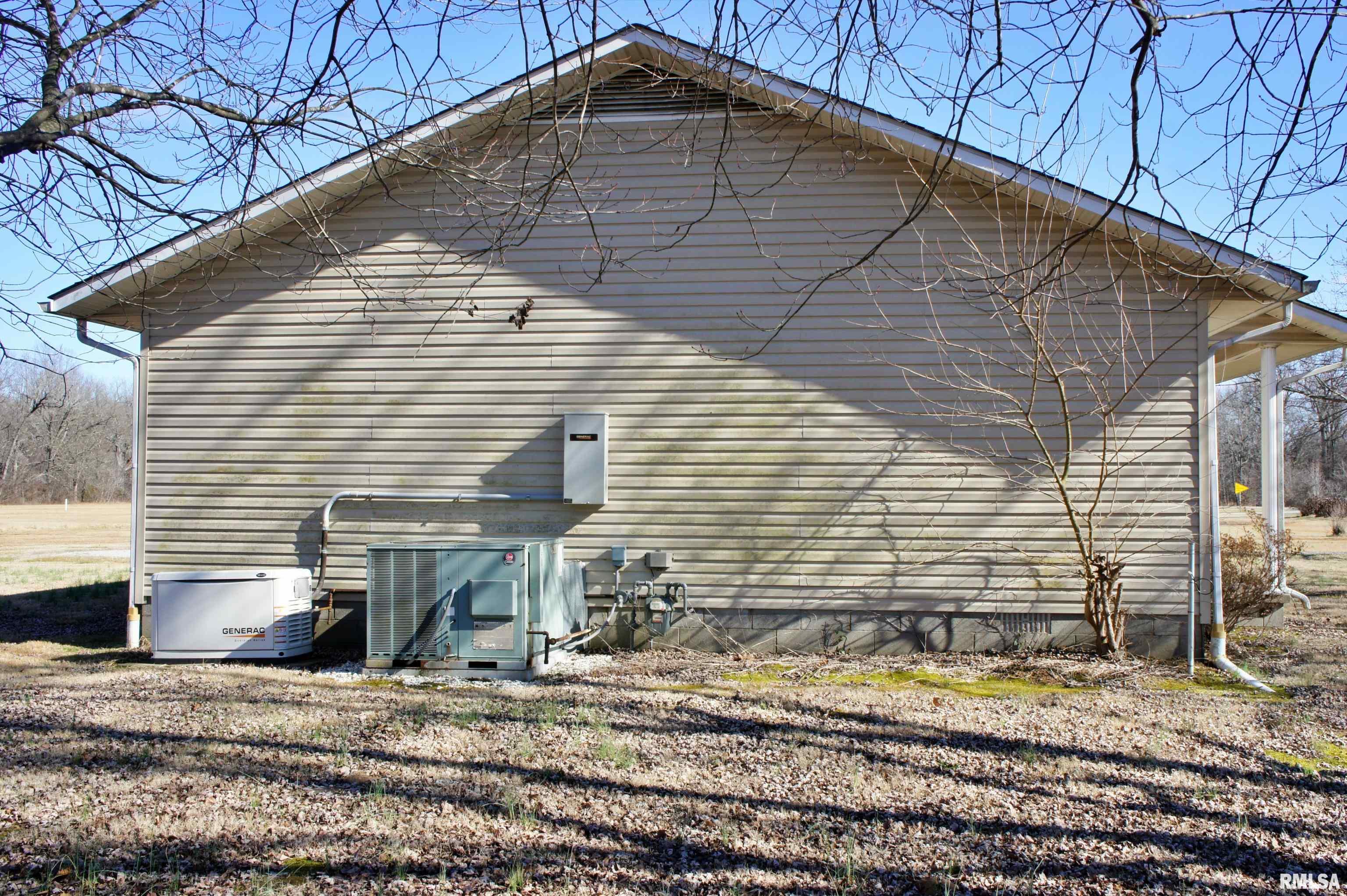 6323 South US 45 Road Metropolis, IL 62960 - Photo 3 of 32