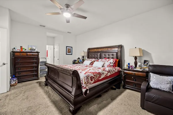 $2,600 | 6545 Northwest Oaklawn Way, Port St. Lucie, FL 34983