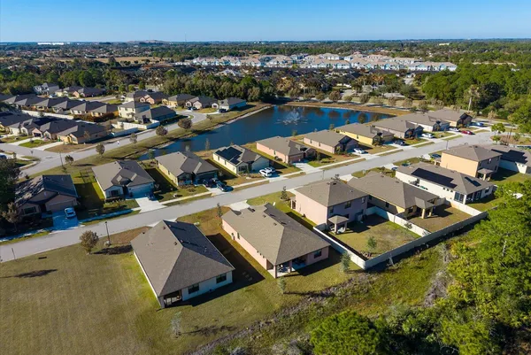 $2,600 | 6545 Northwest Oaklawn Way, Port St. Lucie, FL 34983