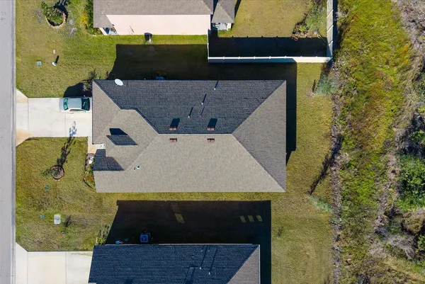 $2,600 | 6545 Northwest Oaklawn Way, Port St. Lucie, FL 34983